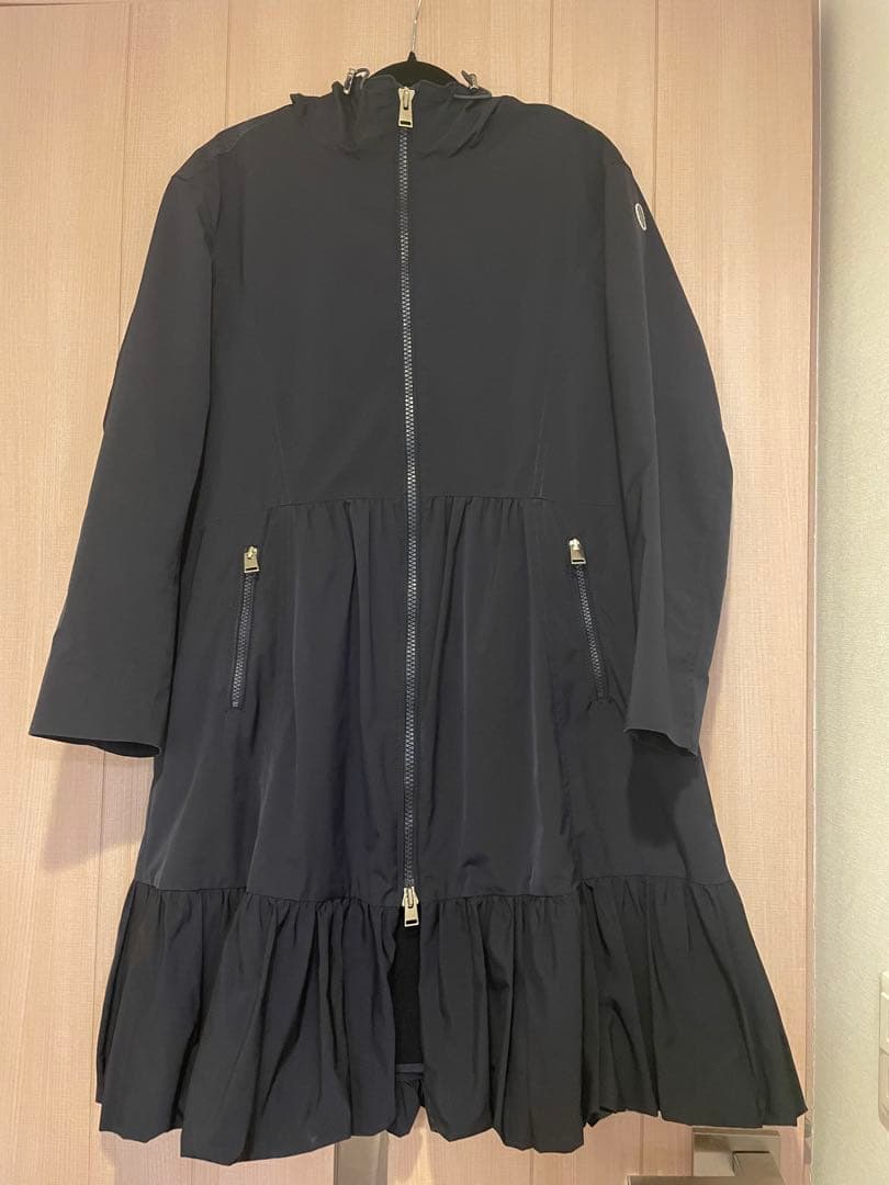 【ボーダーズアットバルコニー】フリル付きロングコート