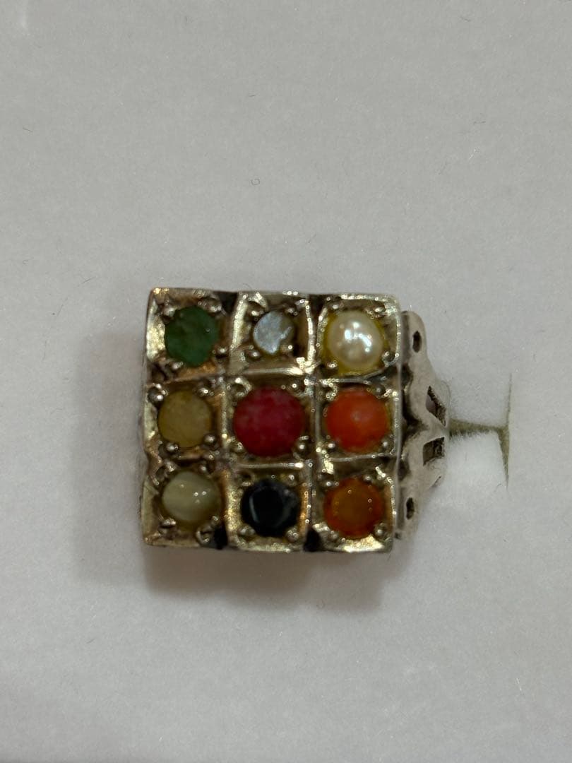 ナラワタナ　リング