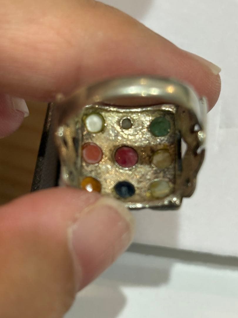 ナラワタナ　リング