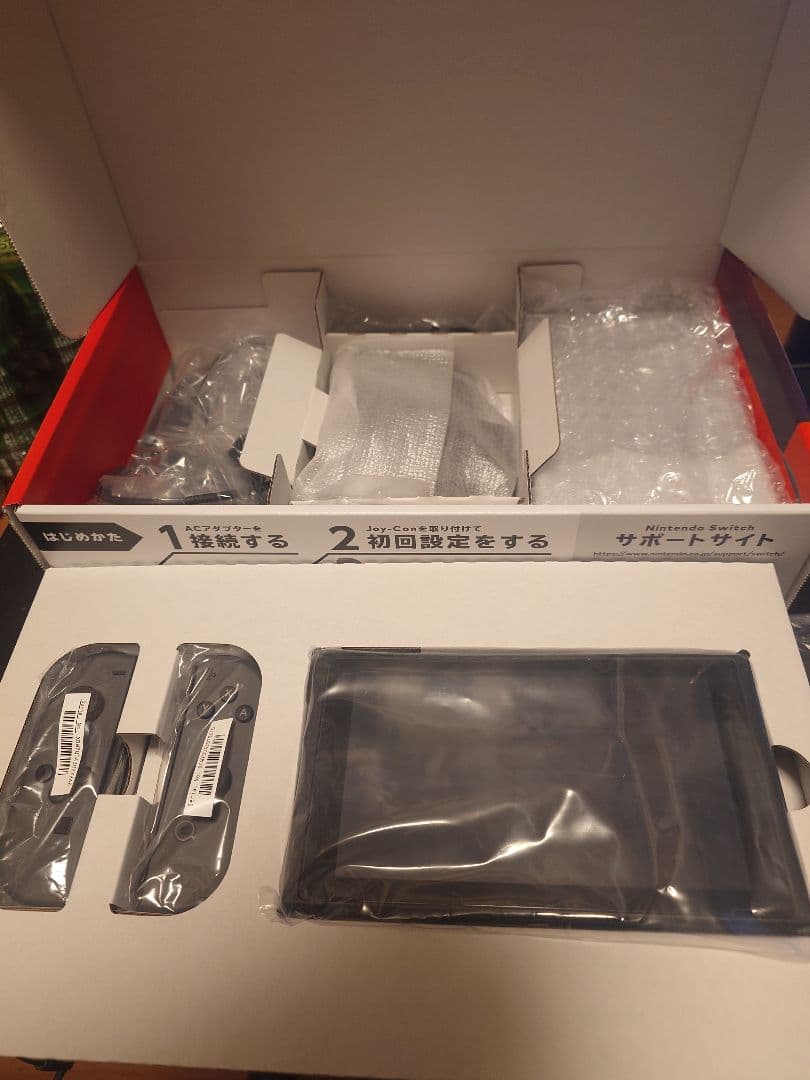 NINTENDO switch　グレー