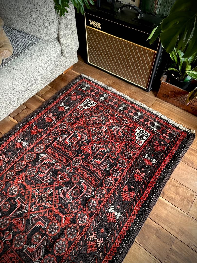 トライバルラグ　ヴィンテージラグ　アンティーク バルーチ　プリミティブアート美品