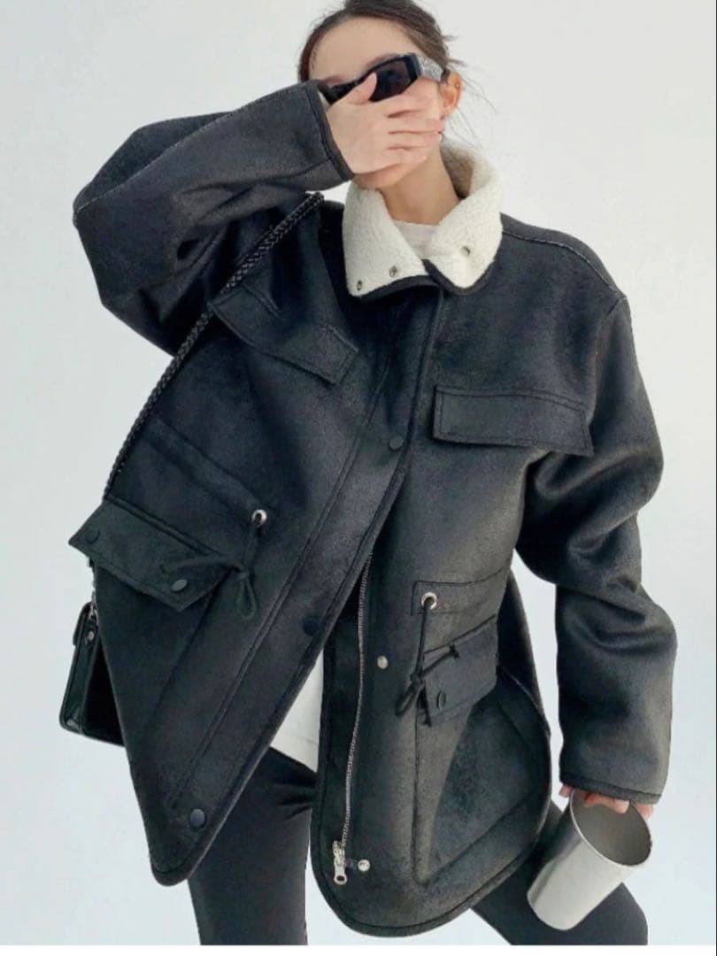 ボアジャケット ブラック・ホワイト・ムートン