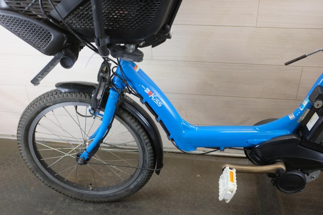 電動自転車ヤマハPAS　KISS　20インチ　3段8.7Ah（4点灯）充電器あり
