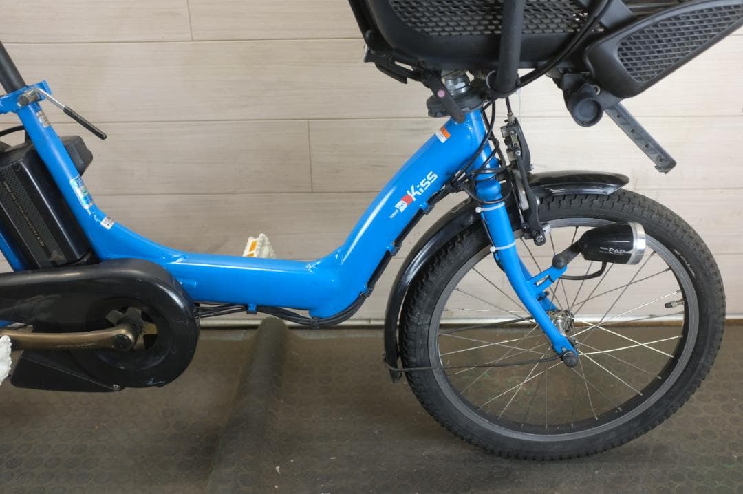 電動自転車ヤマハPAS　KISS　20インチ　3段8.7Ah（4点灯）充電器あり