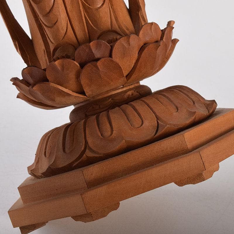 さとだい 武藤英一作　白檀彫　聖観音菩薩像　仏像　置物　共箱　M7615C