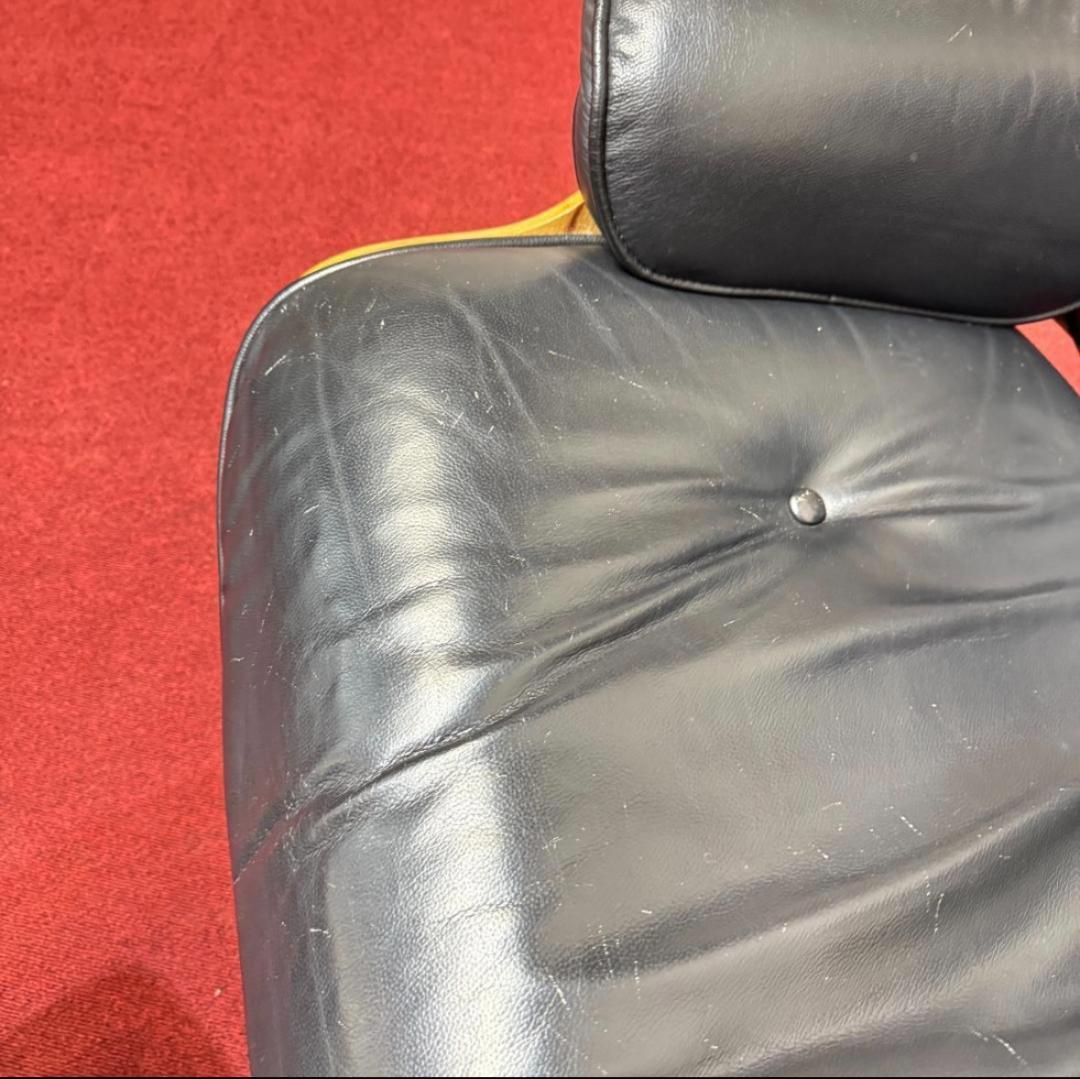 東京23区送料無料　美品ラウンジチェアー＆オットマン　ハーマンミラーシール無し