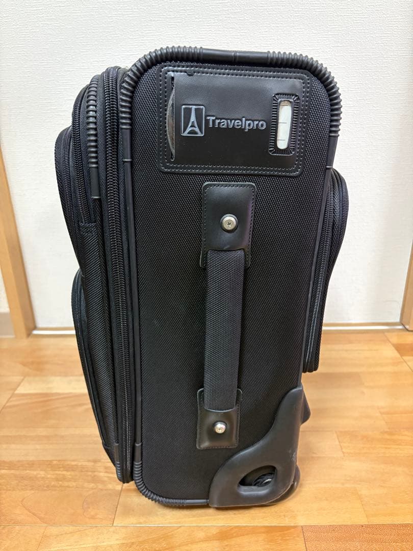 Travelpro FlightCrew4 18インチRollaboard®