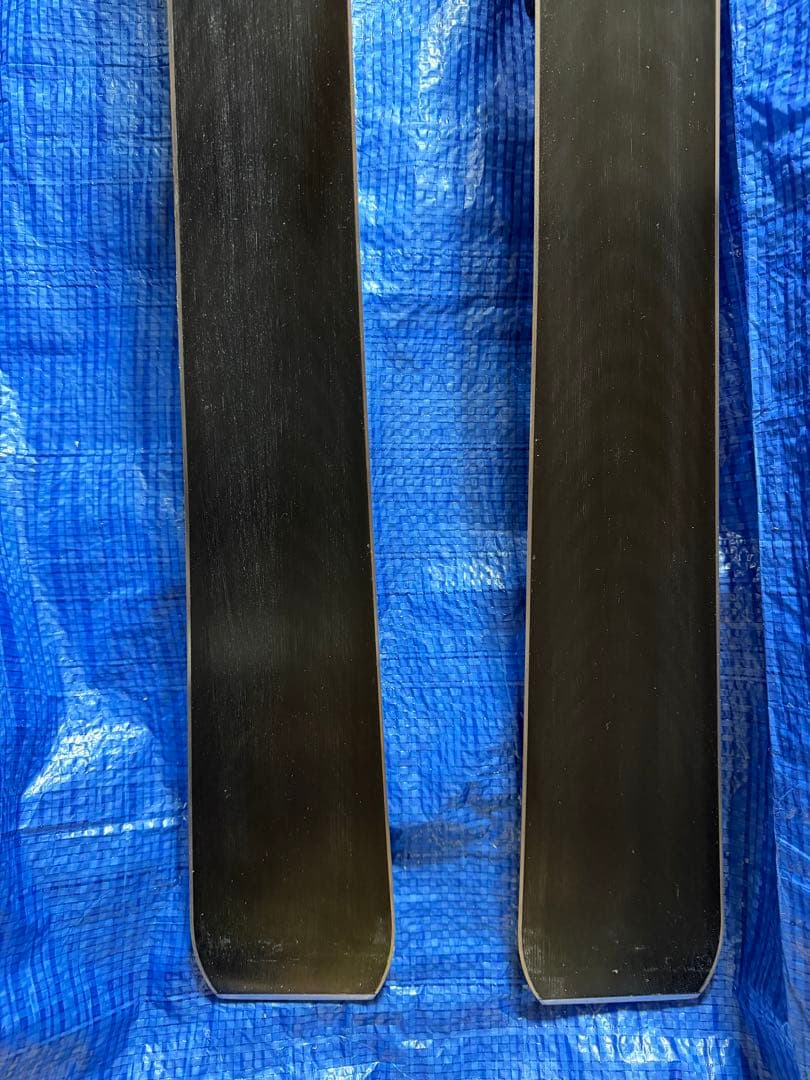 BLOSSOM ブロッサム 23-24 Elegante