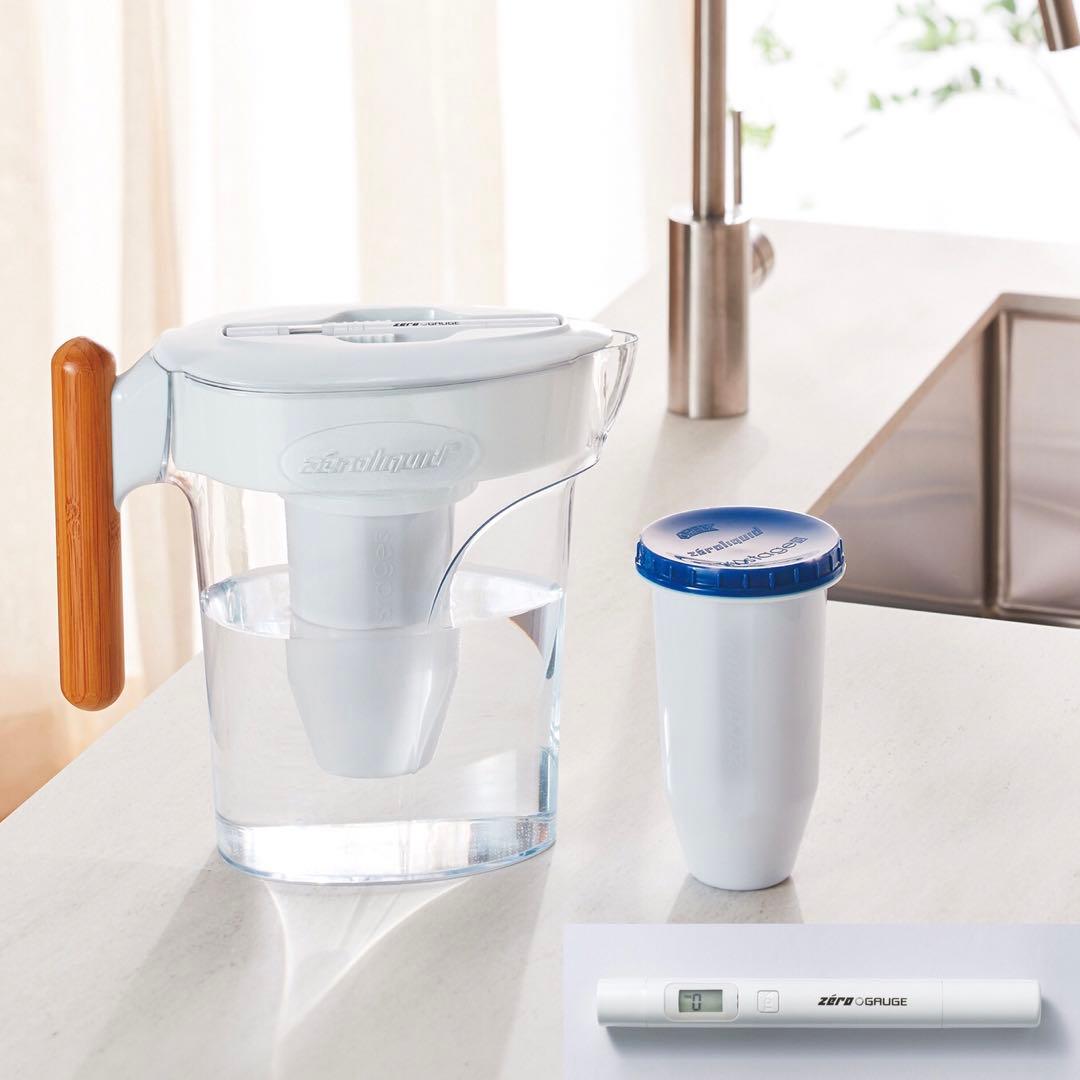 ＊ＺＥＲＯピッチャー ６層浄水フィルター搭載 素材の味を引き立てる