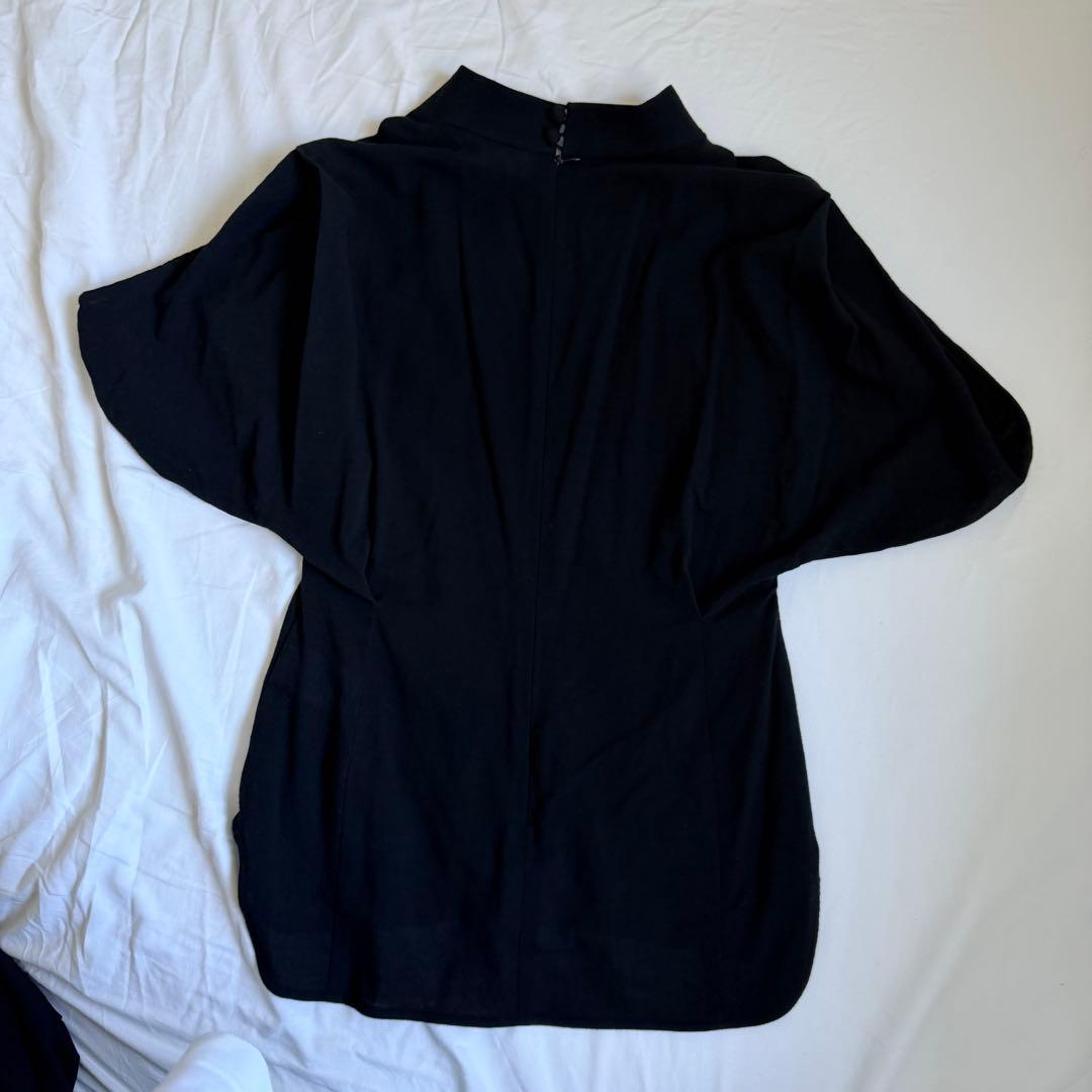 トップス Mame Kurogouchi Crepe Buttoned V-Neck