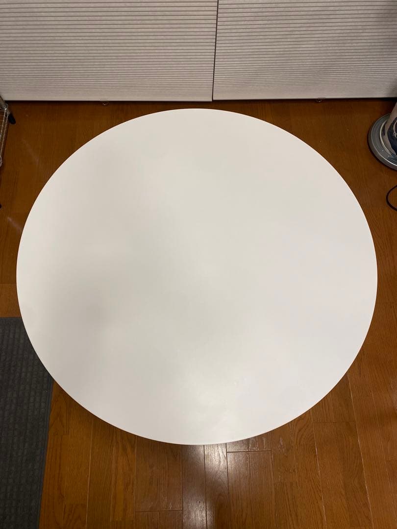 丸テーブル チューリップ 幅70cm ダイニングテーブル　ホワイト