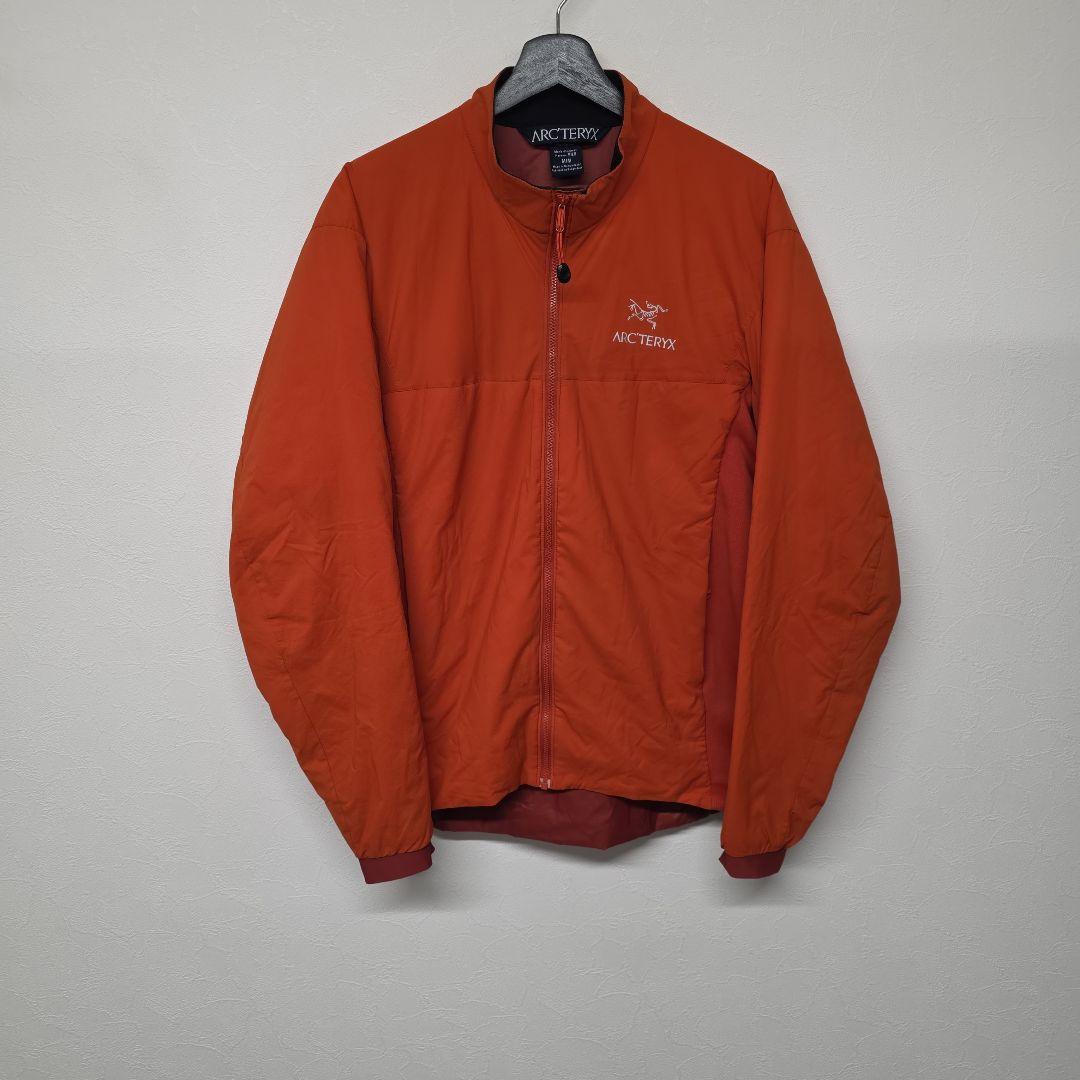 2013年8月生産　アークテリクス　アトムLTジャケット　サイズM 希少カラー！