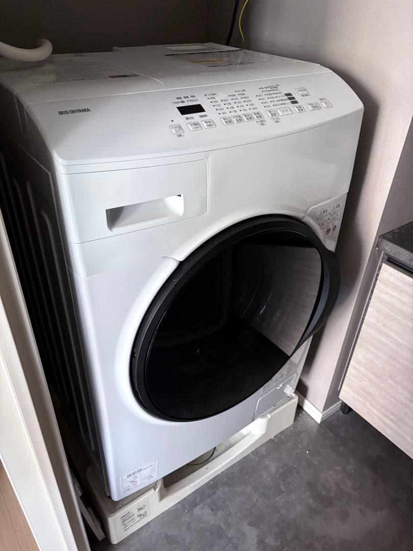 2024年製 IRIS OHYAMA ドラム式洗濯機 CDK842-W 8kg