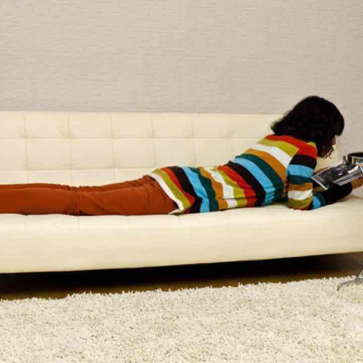 ☆一人暮らし用にぴったり【新品コンパクトソファベッド/ホワイト】