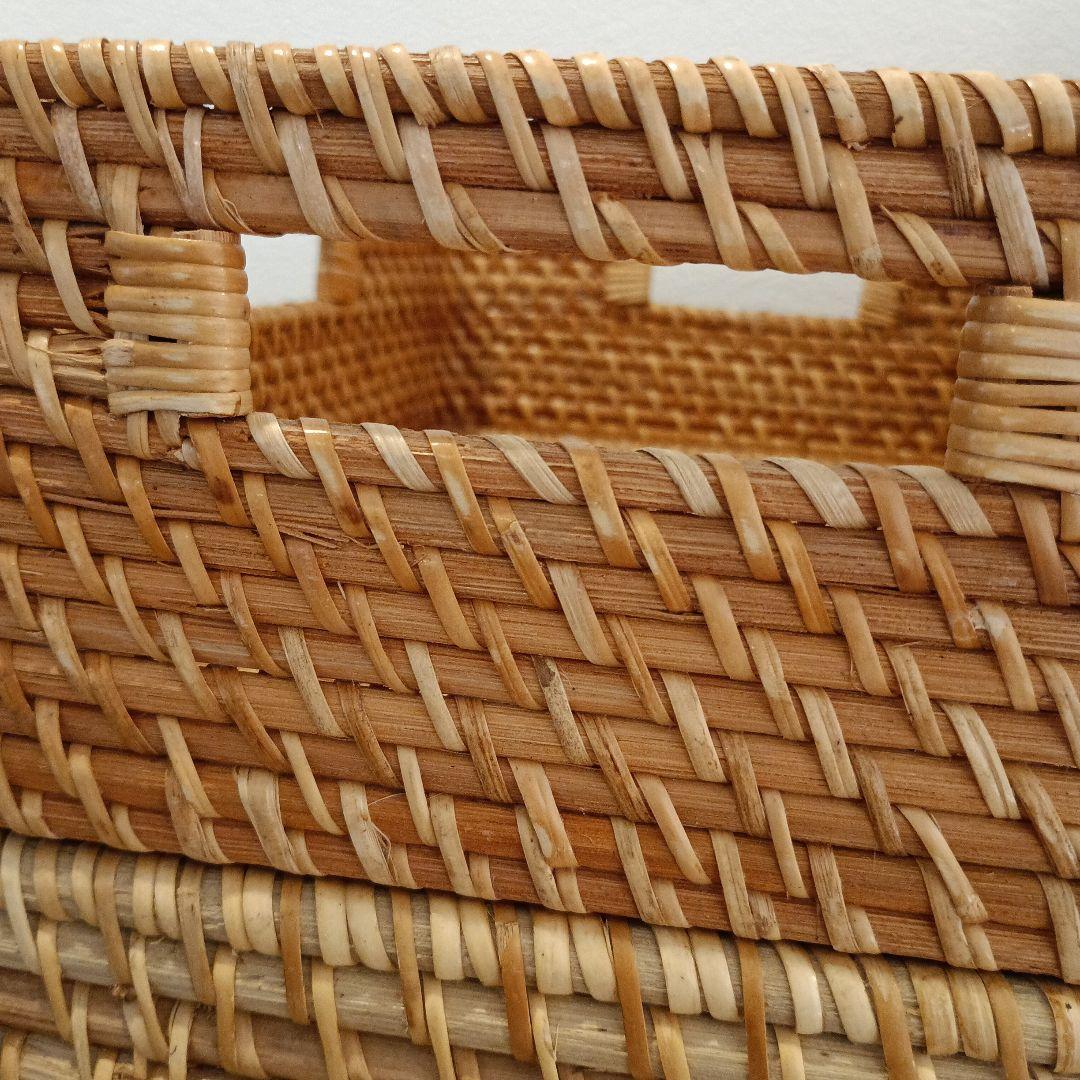 ニトリ　無印良品　ラタン籠