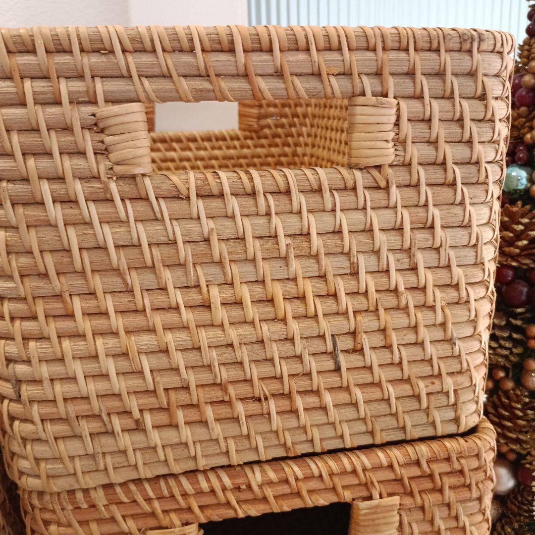 ニトリ　無印良品　ラタン籠