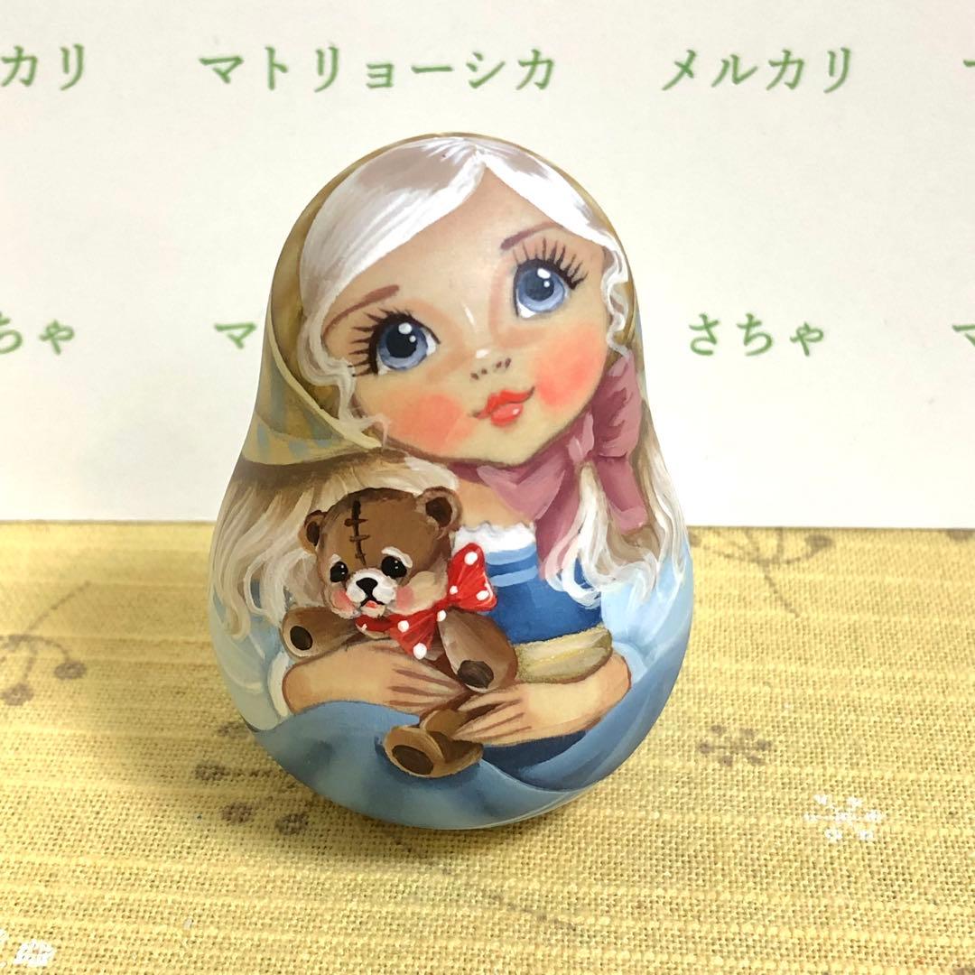 ロシア　マトリョーシカ　おきあがりこぼし　スヴェトラーナ・ニコラエヴァ