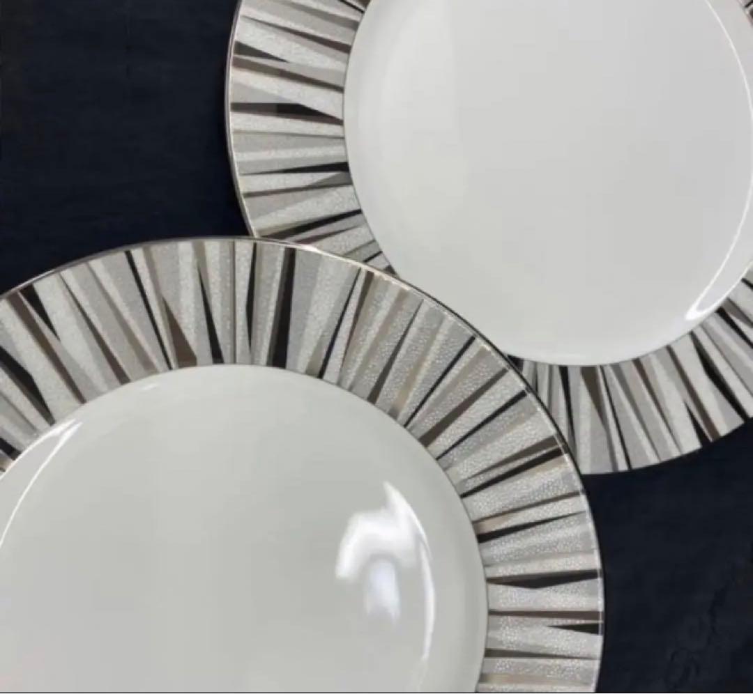 ※19   NARUMI １２枚セット　プレート皿　シャグリーン