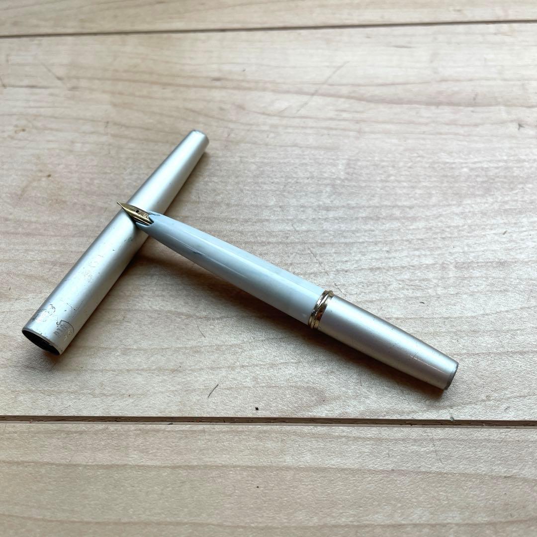SAILOR セーラー　万年筆 ペン先21k シルバー。0