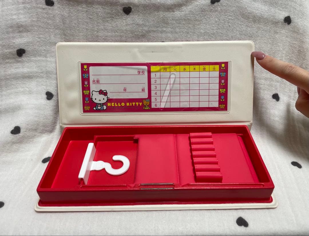 Hello kitty 筆箱