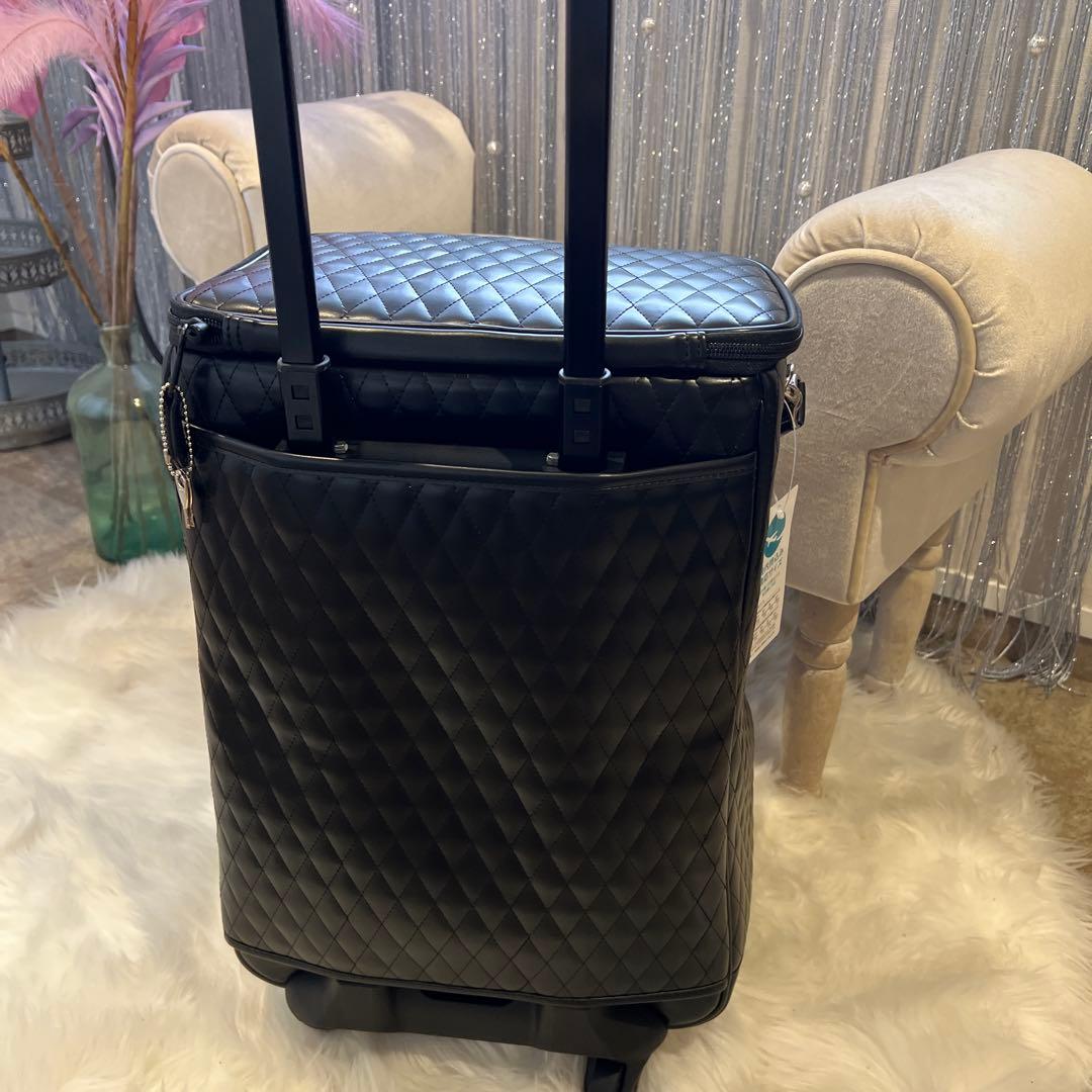 マダムヒロコ　ブラック キルティング キャリーケース