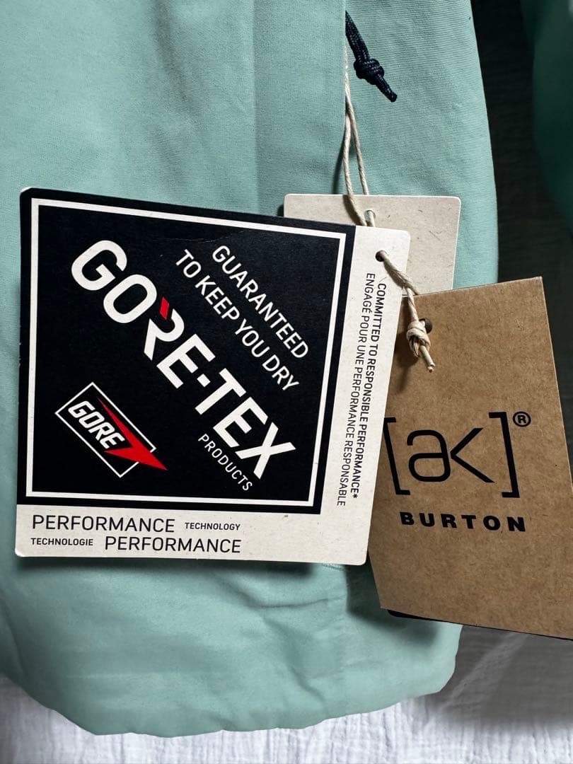 最新モデル特価処分バートン [ak] CYCLIC GORE-TEX 2L JK