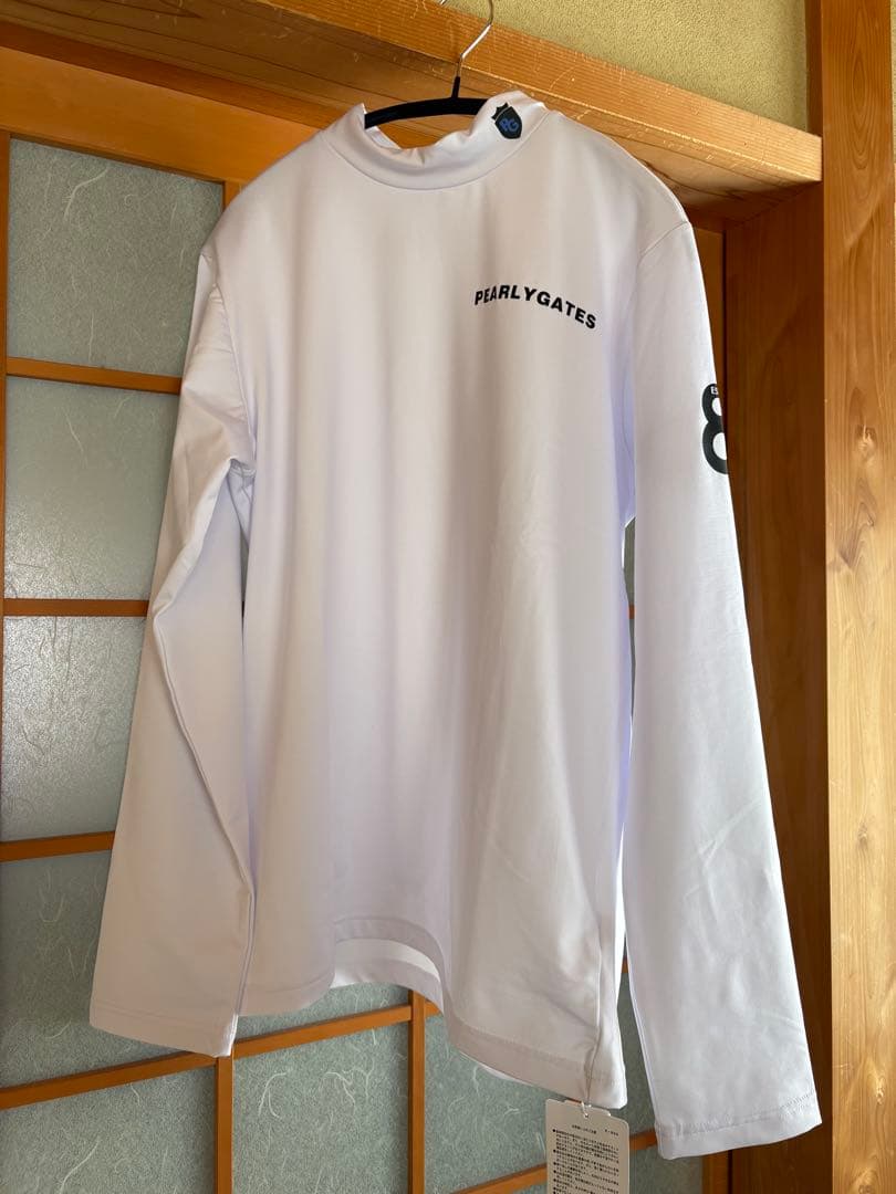 週末限定価格　新品未使用　PEARLY GATES モックネックシャツ　白　6