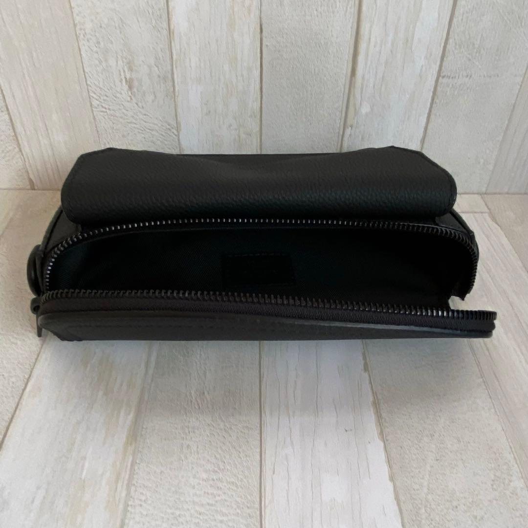 極美品　ルイヴィトン　LV パイロット　ウェアラブル　ウォレット　黒　4K32