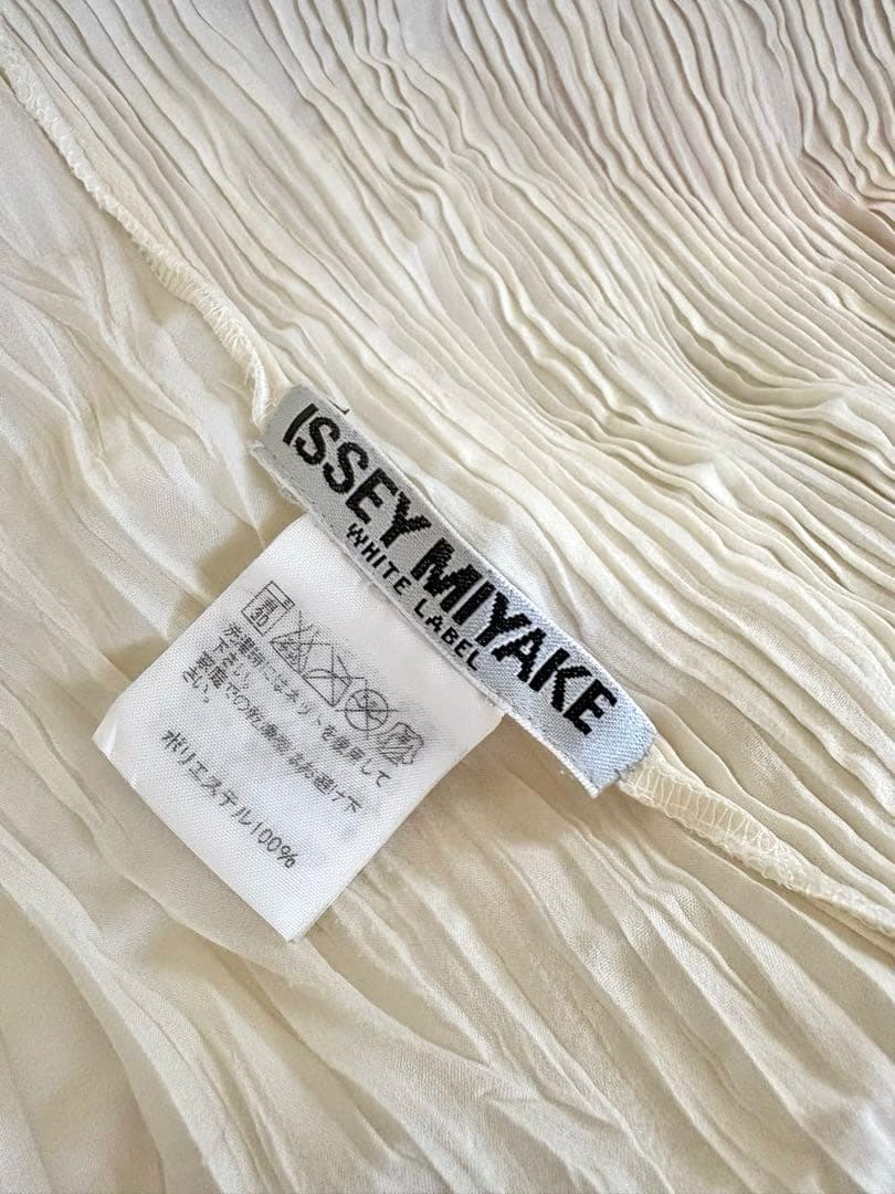 ISSEY MIYAKE・WHITE LABEL　イッセイミヤケ 半袖シャツ
