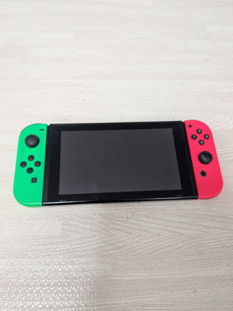 Nintendo Switch 本体 ジョイコン4色　グリーン/レッド ほか