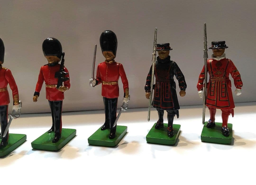 イギリス　衛兵ミニチュア　ヴィンテ_ジ