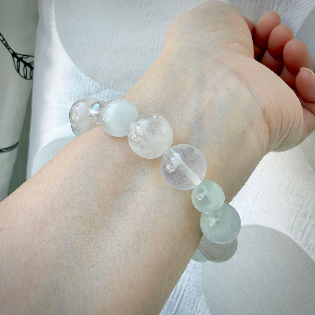 【直感と守護】三眼天珠（馬蹄痕） カラーチェンジアクアマリンのブレスレット