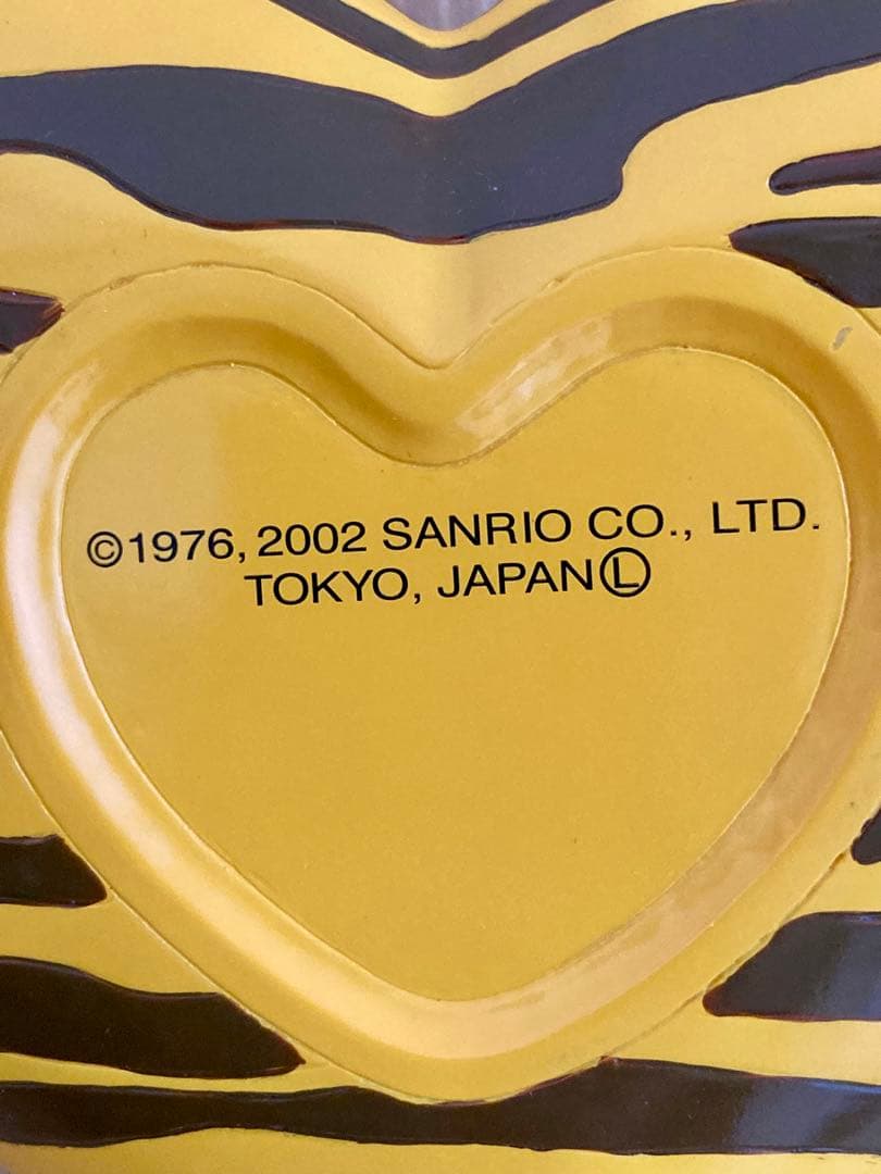 希少 サンリオ ハローキティ ハート型小物入れ ヒョウ柄キティちゃん2002年