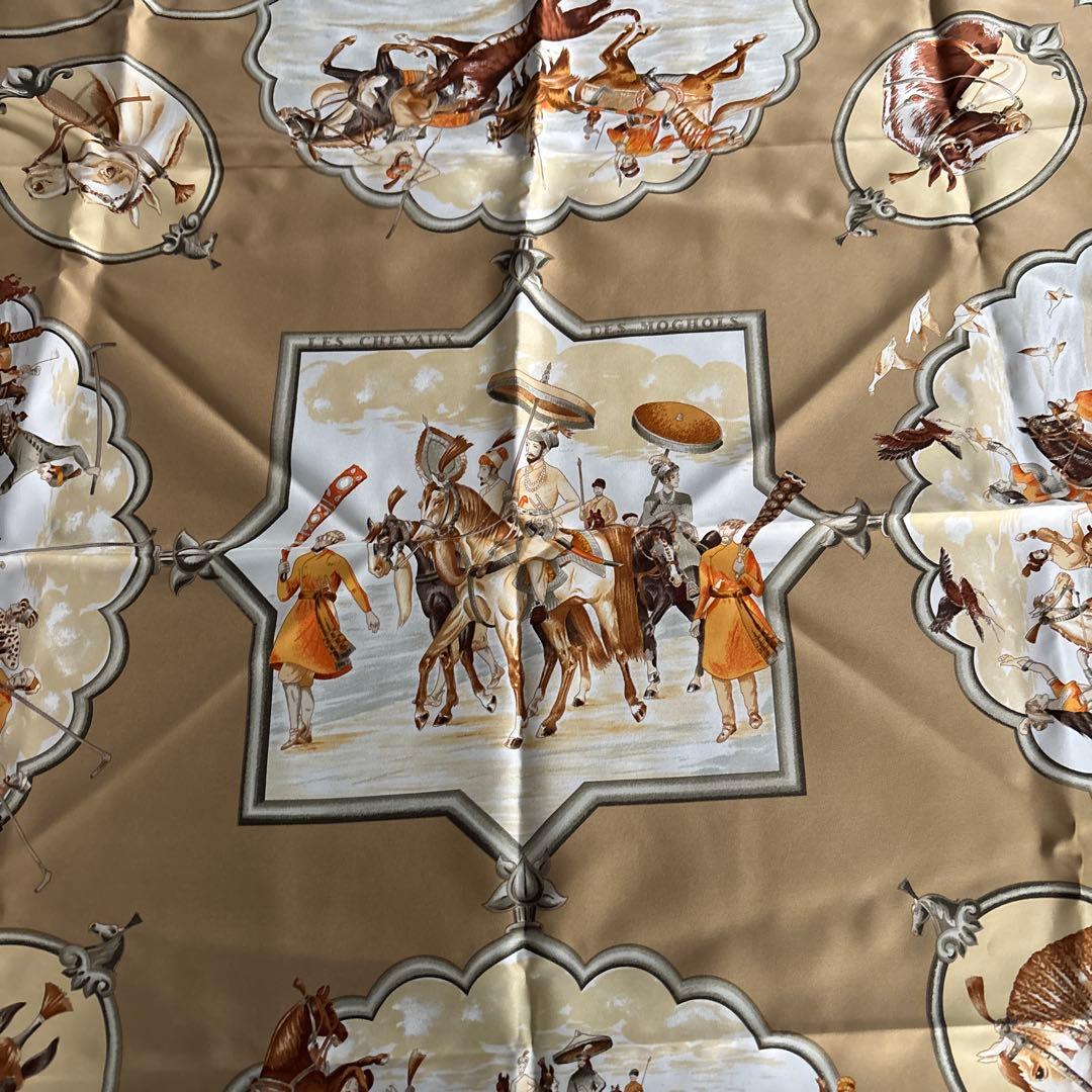 エルメスHERMES LES CHEVAUX DES MOGHOLS スカーフ