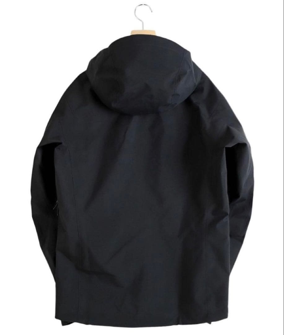 ほぼ未使用24 Arc’teryx Alpha SV L Black 黒