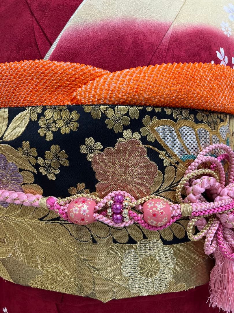 振り袖　フルセット　別誂長襦袢付　成人式　赤　桜　金彩加工　刺繍入り　686