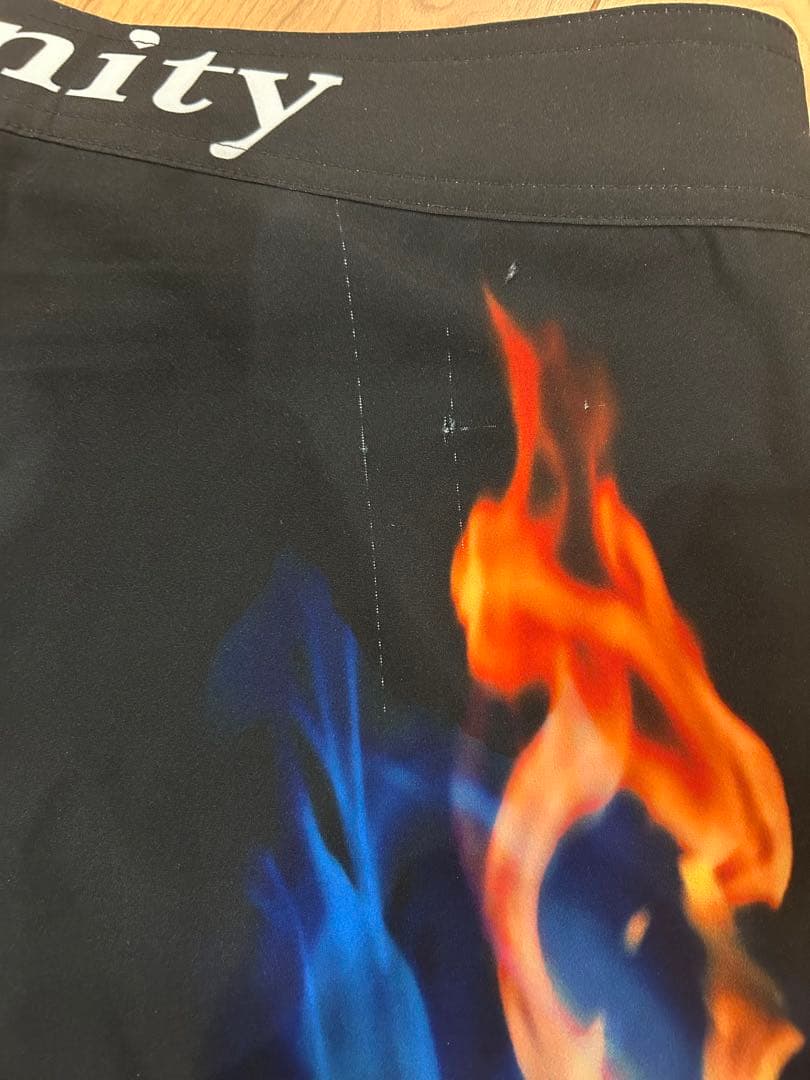 【週末値下】Infinity インフィニティ サーフパンツ フィジーク 28