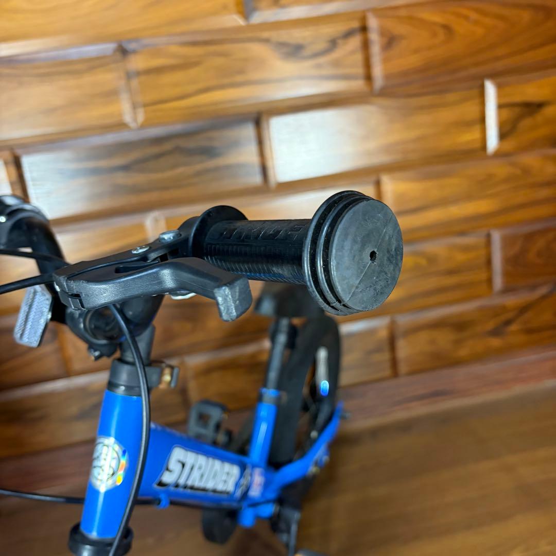 STRIDER ストライダー 14X ブルー 14インチ 美品 スタンドつき