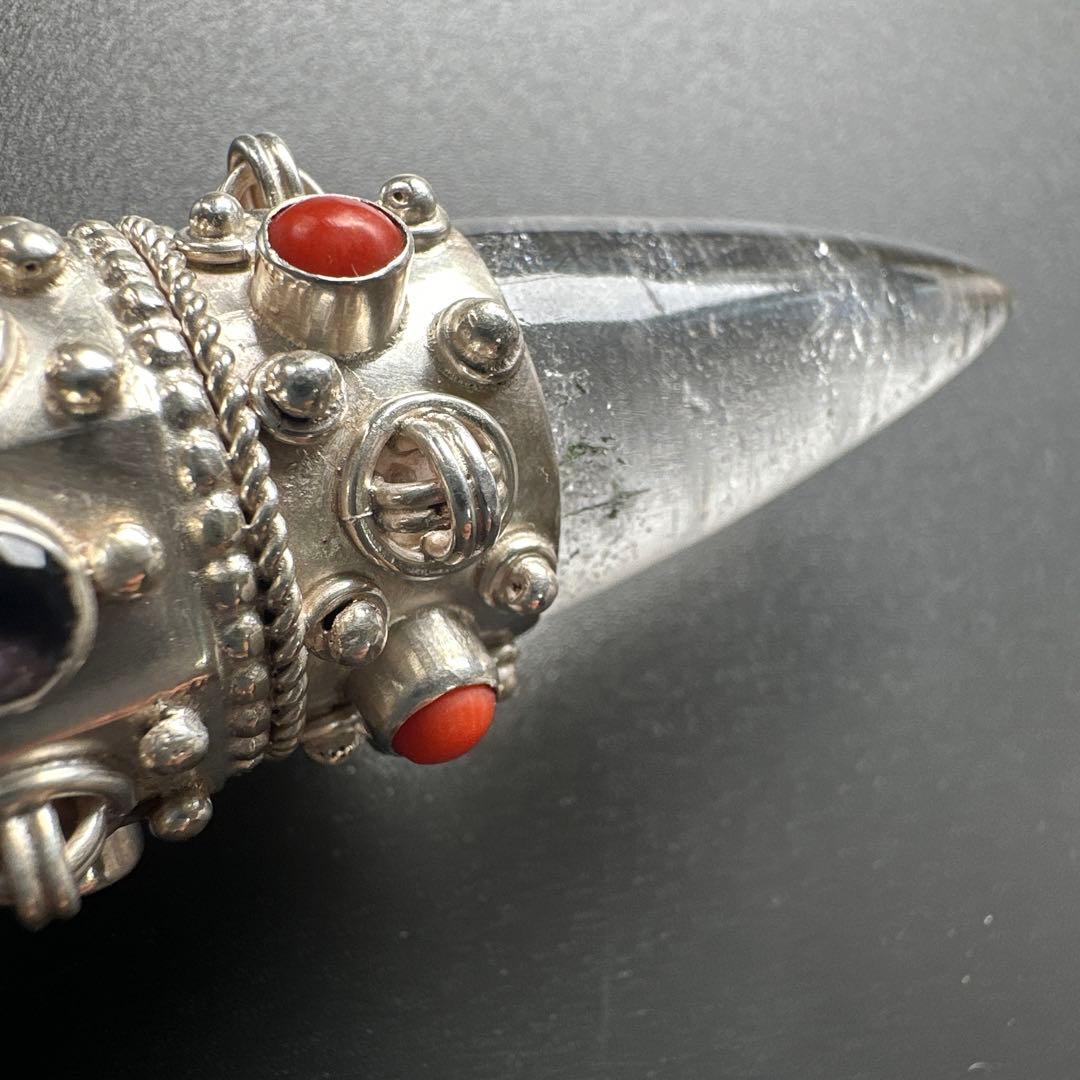 ヒーリングワンド　カーヴィング　クリスタル　法具　手彫り