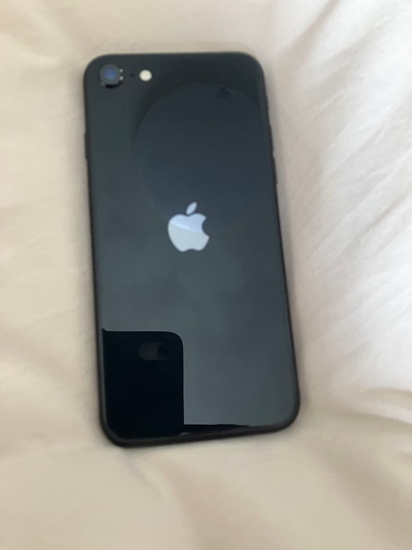 Iphone SE2 アイフィンSE2