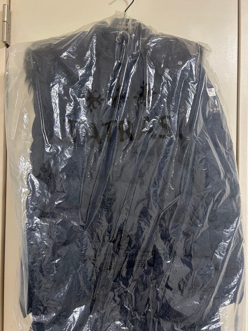 極美品! TATRAS LAVIANA ファー付きネイビーダウンジャケット