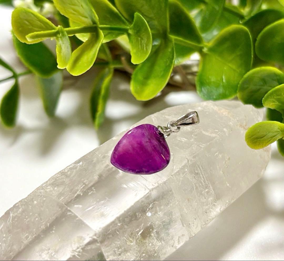 夢幻品質　20世紀最強のヒーリングストーン　幻のインペリアルピンクスギライトPT