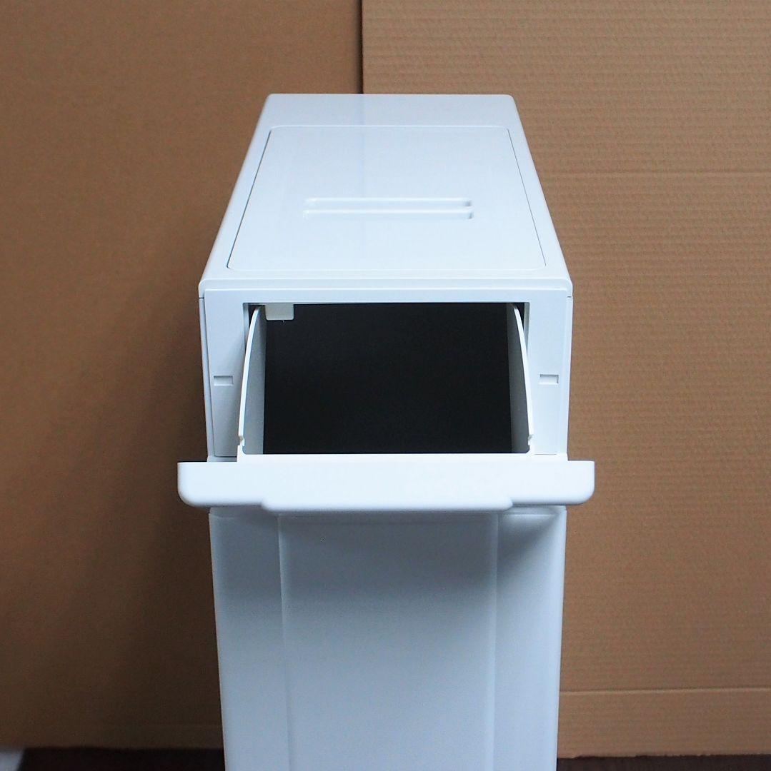 ★白色 無洗米兼用コンパクトライスボックス(米びつ) ３２kg 未使用品★