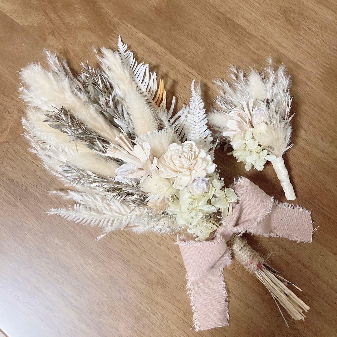 ブーケ　ブートニア　ドライフラワー　グリーン　ホワイト　白　クラッチブーケ