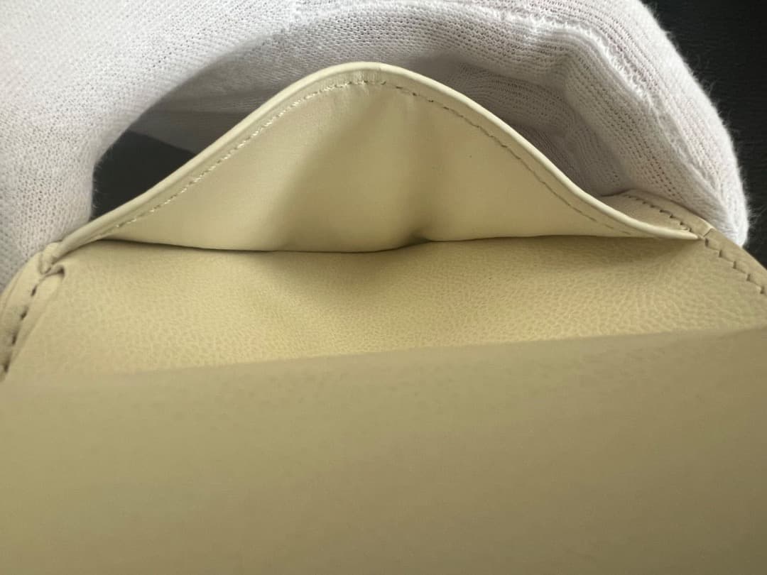 【とっぴー】ルイヴィトン ポルトフォイユ・ルーM25601ドリームベージュ