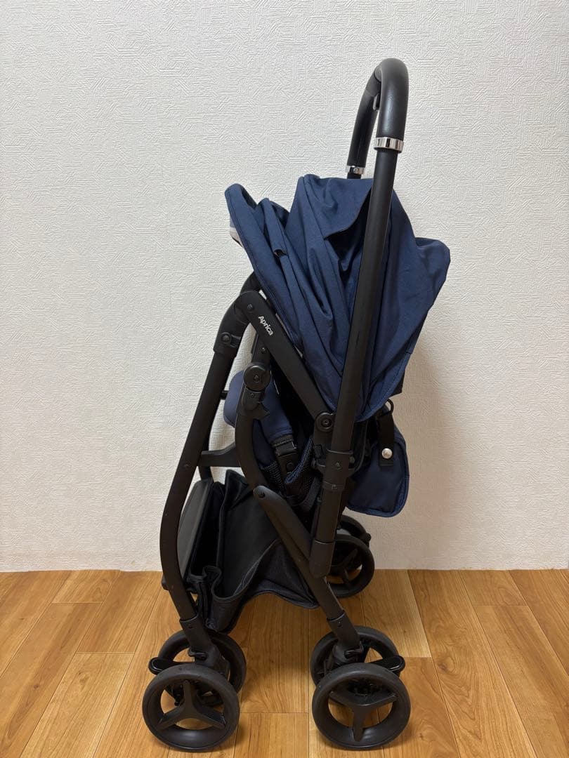 ⭐︎美品⭐︎ Apricaアップリカ ベビーカールンルンコンパクトネイビー