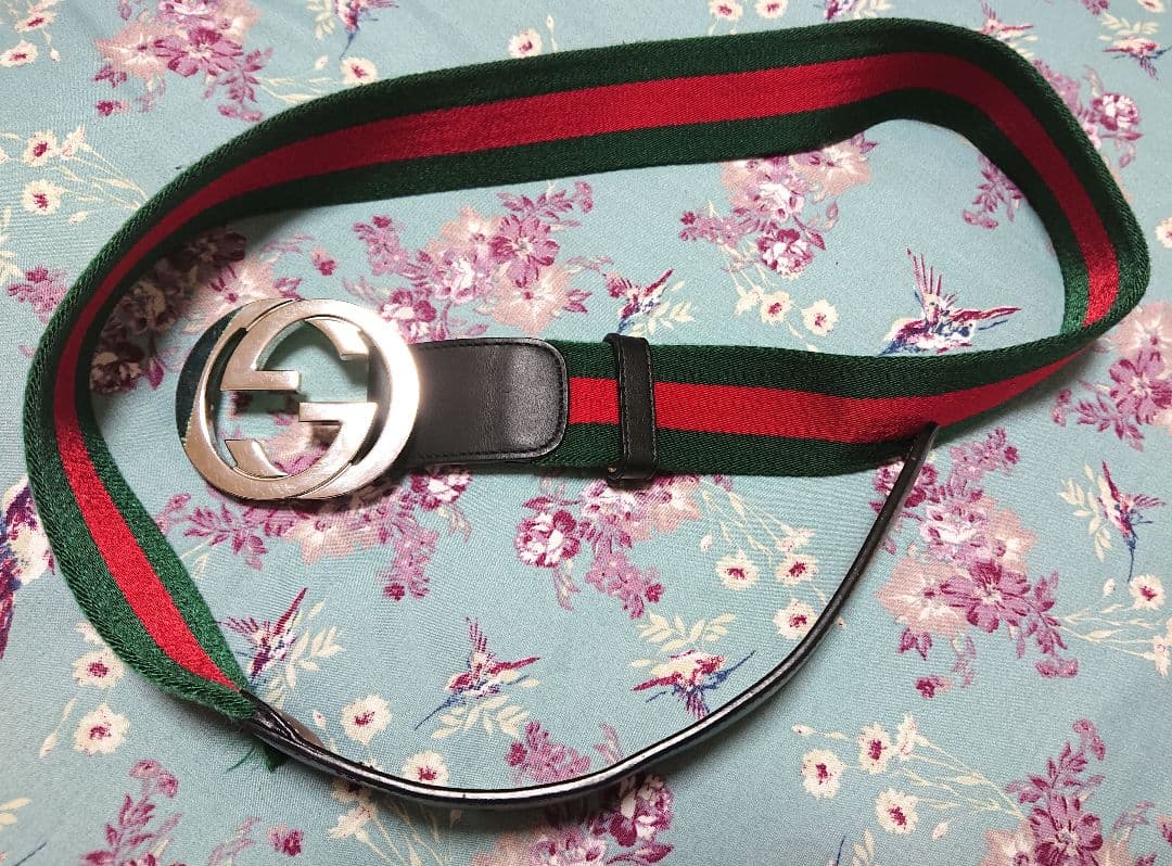 GUCCI 緑赤ストライプ ベルト