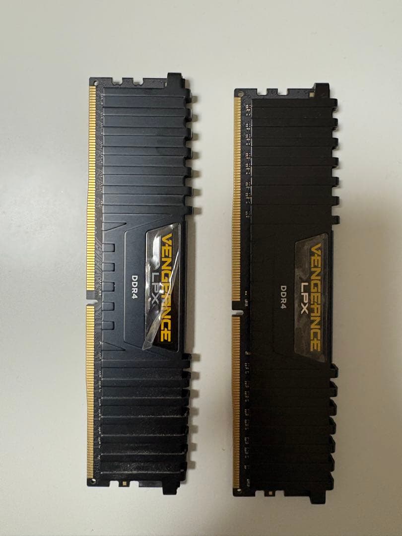 Corsair Vengeance LPX PC4 8GB×2(16GB)
