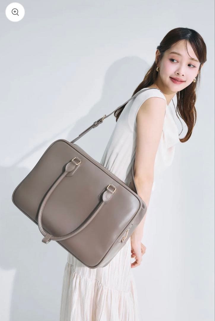 ポローラ　Polaura トラベルボストンバッグmoca