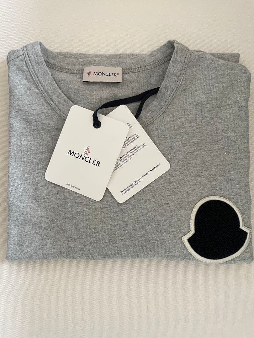 Y*7様 ☀︎モンクレール　ロゴワッペンロングTシャツ 極美品　S